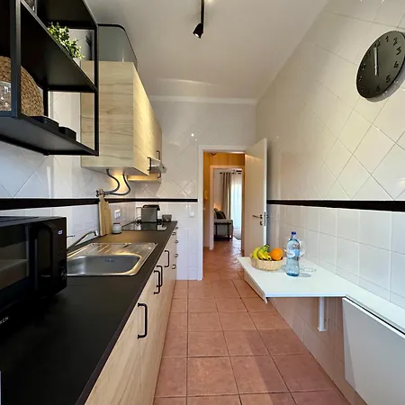Cosy 1-bedroom With Private Terrace In Loulé