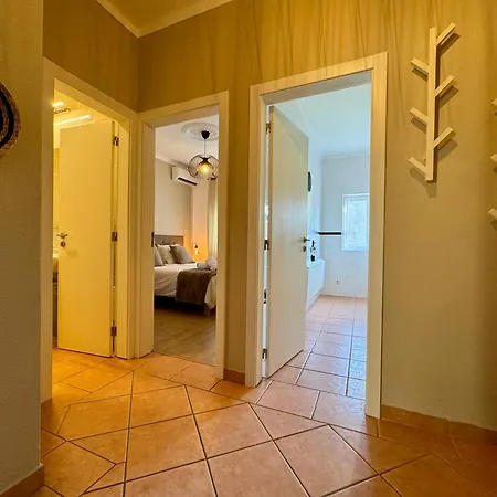 Cosy 1-bedroom With Private Terrace In Loulé