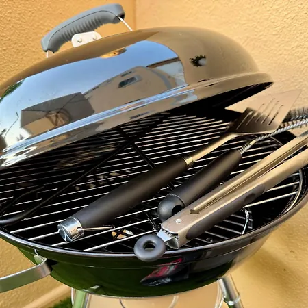 דירה Cosy 1-bedroom With Private Terrace In